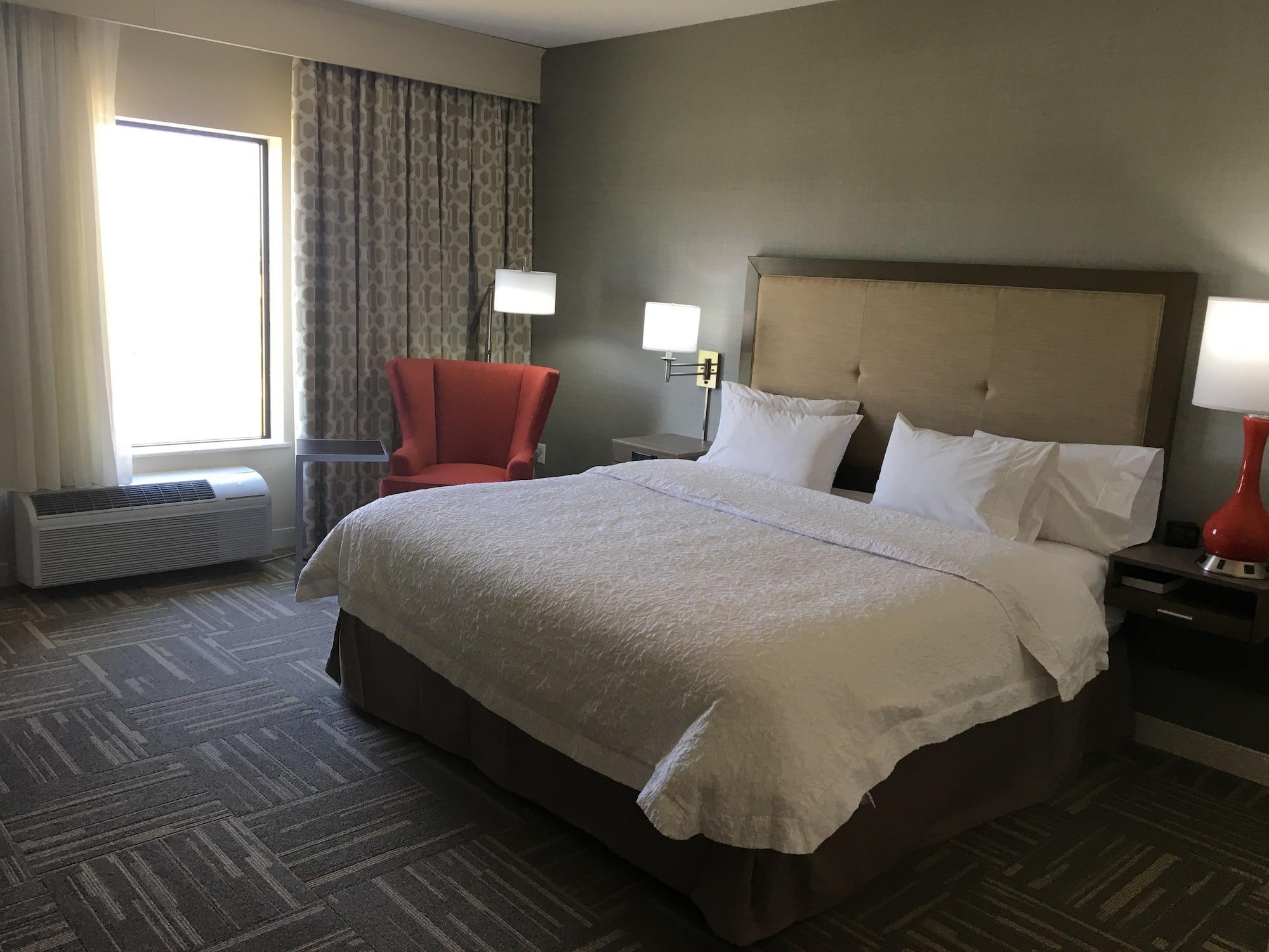 Hampton Inn Mcpherson Eksteriør billede