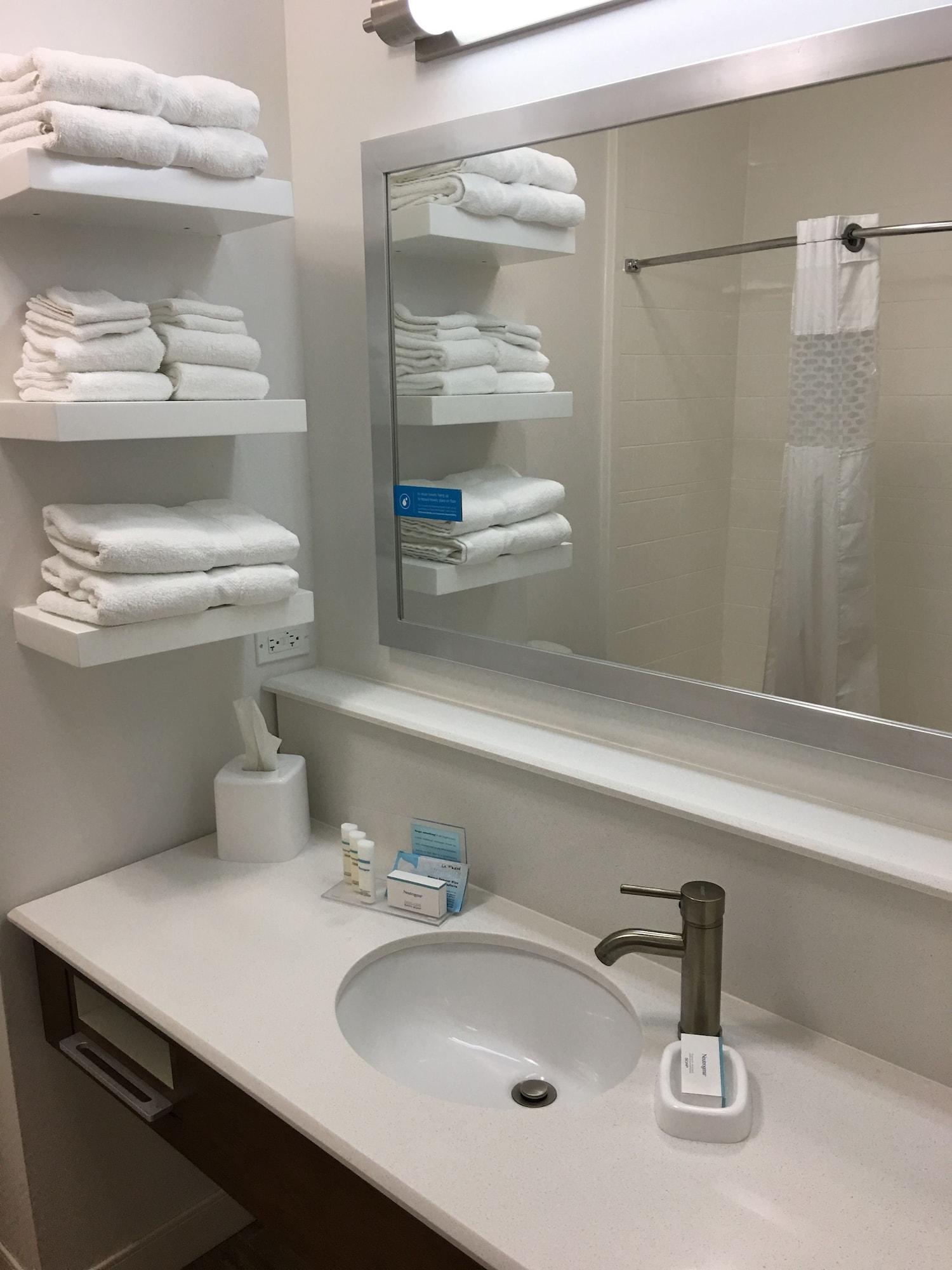 Hampton Inn Mcpherson Eksteriør billede