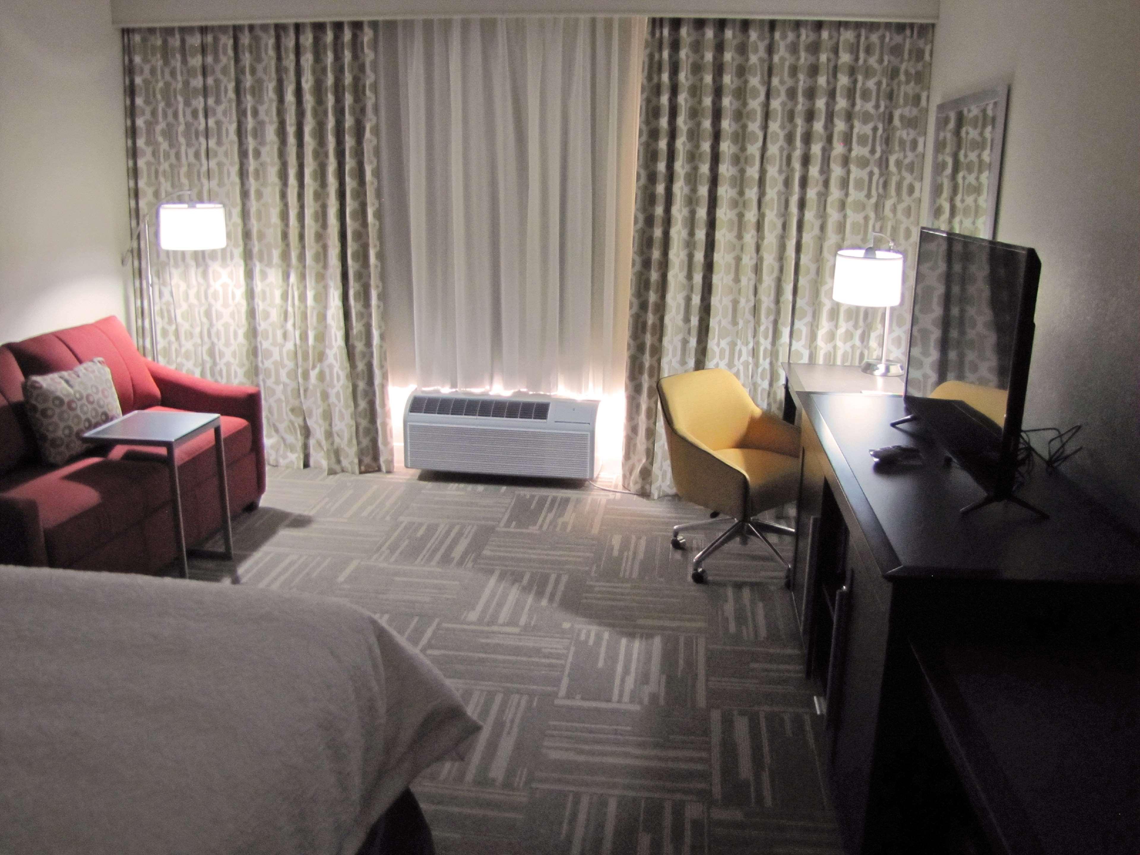 Hampton Inn Mcpherson Eksteriør billede