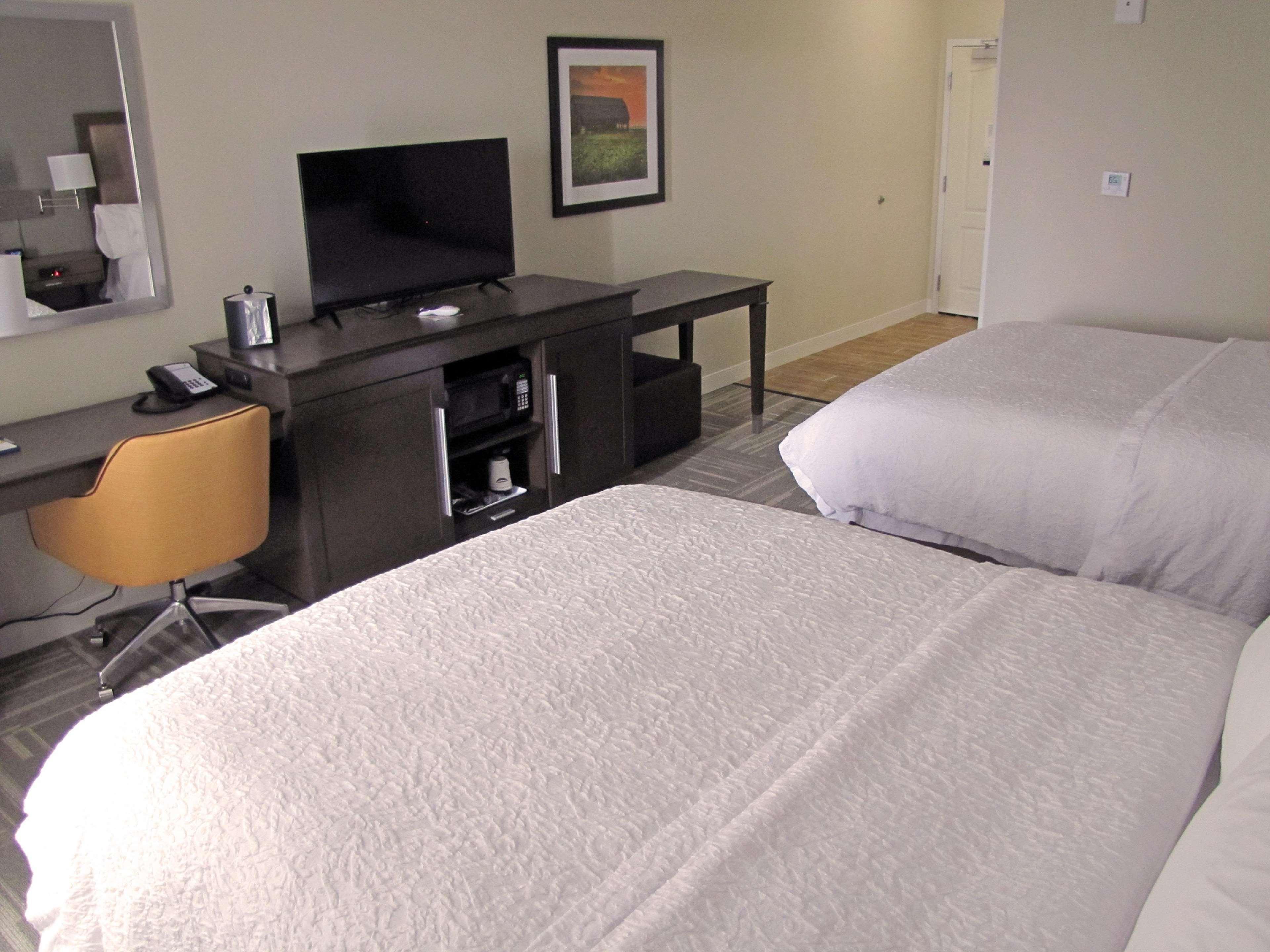 Hampton Inn Mcpherson Eksteriør billede