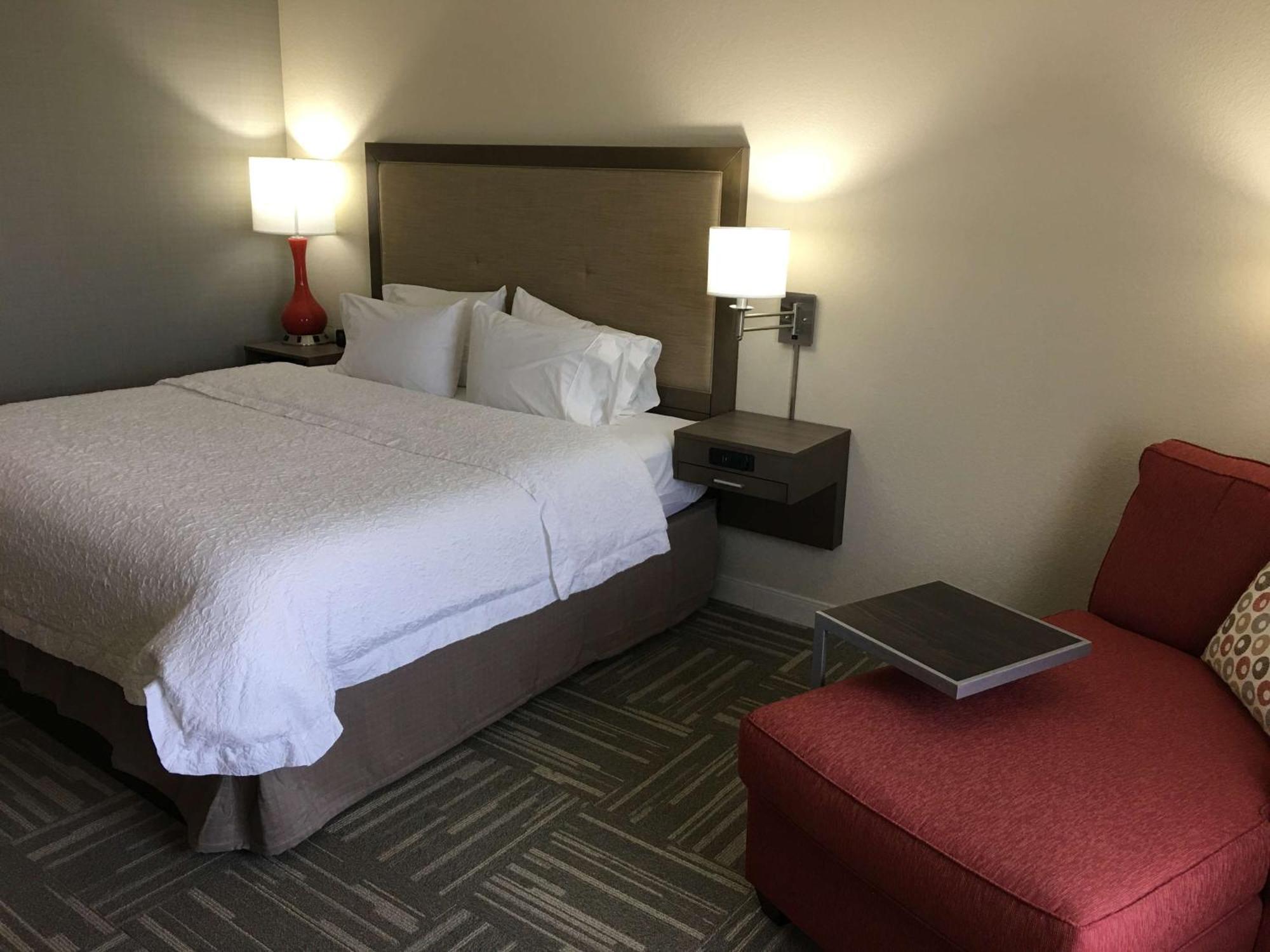 Hampton Inn Mcpherson Eksteriør billede